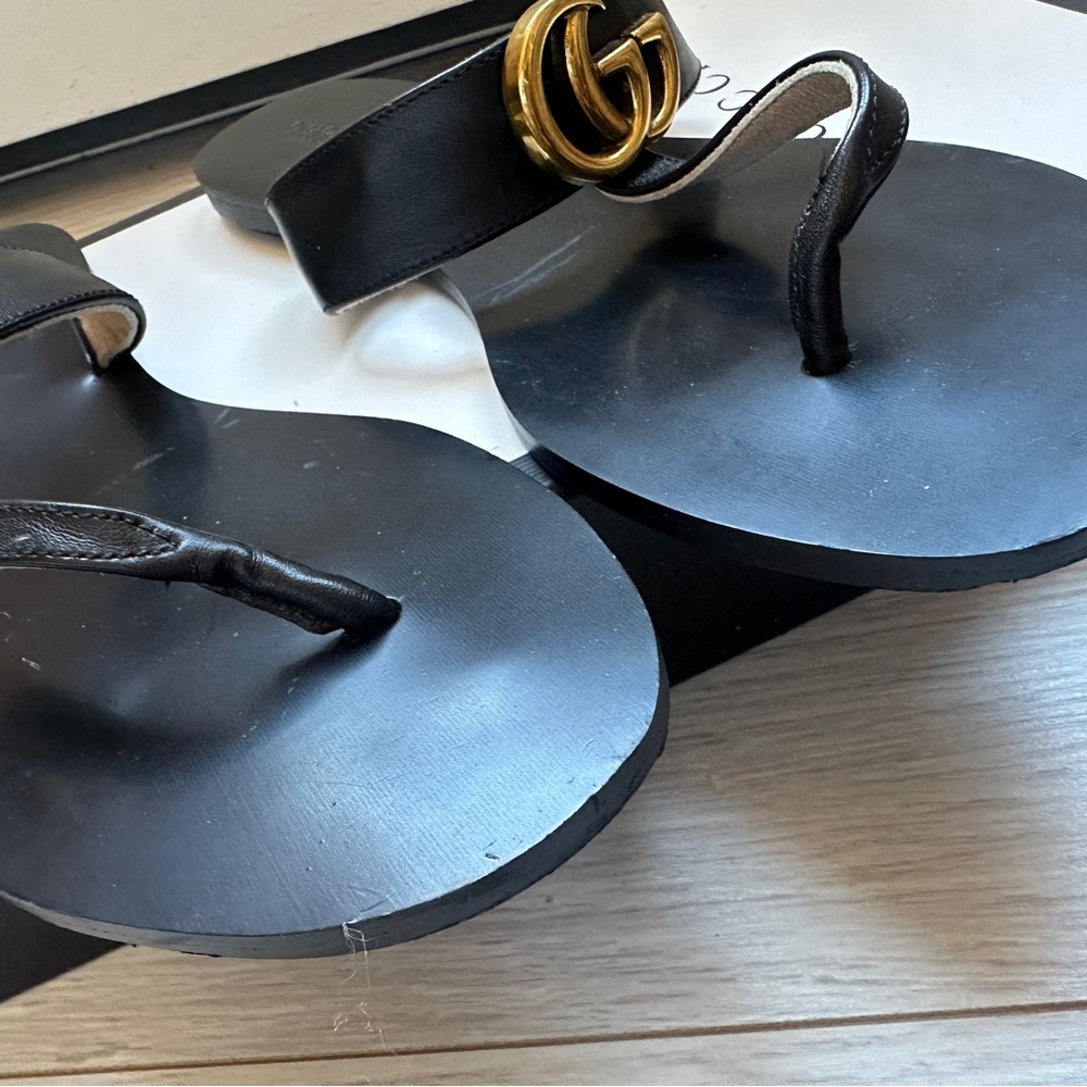Gucci Black and Gold Sandals double GG Sz 40 9.5 - Picture 4 of 6